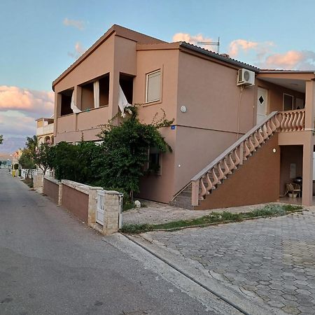 Apartments Marina Vir Exterior photo